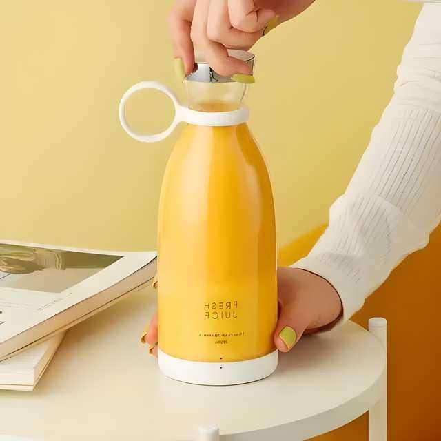 SIYARA FreshBlend™ Portable Blender | Rechargeable Juicer for Smoothies